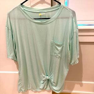 Zella knotted athletic tee shirt